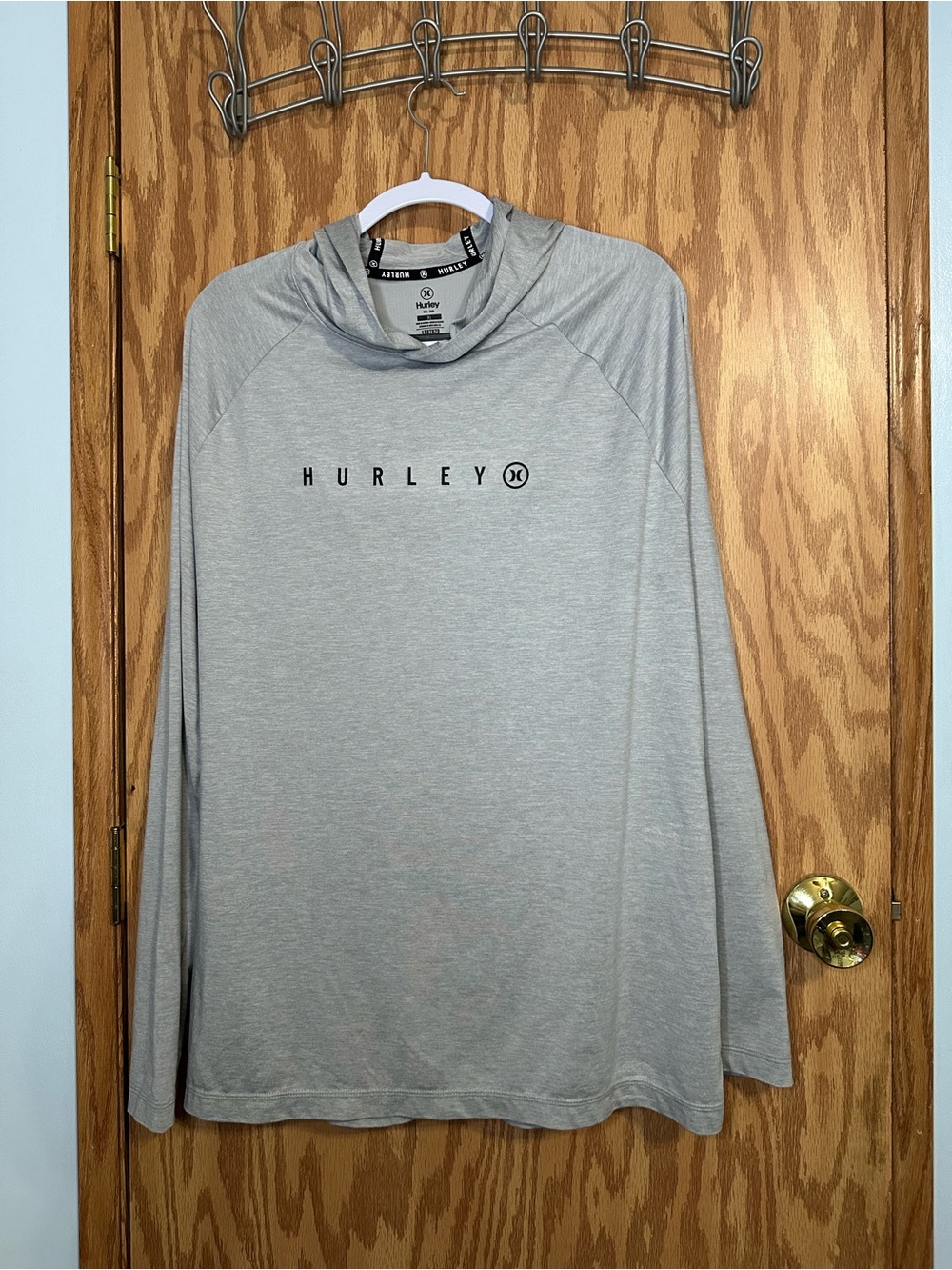 Men’s Hurley XL Lightweight Long Sleeve Performance Pullover Hoodie